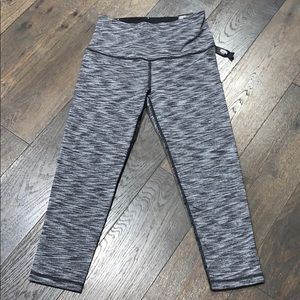 NWT Victoria Secret Sport - Knockout Capri